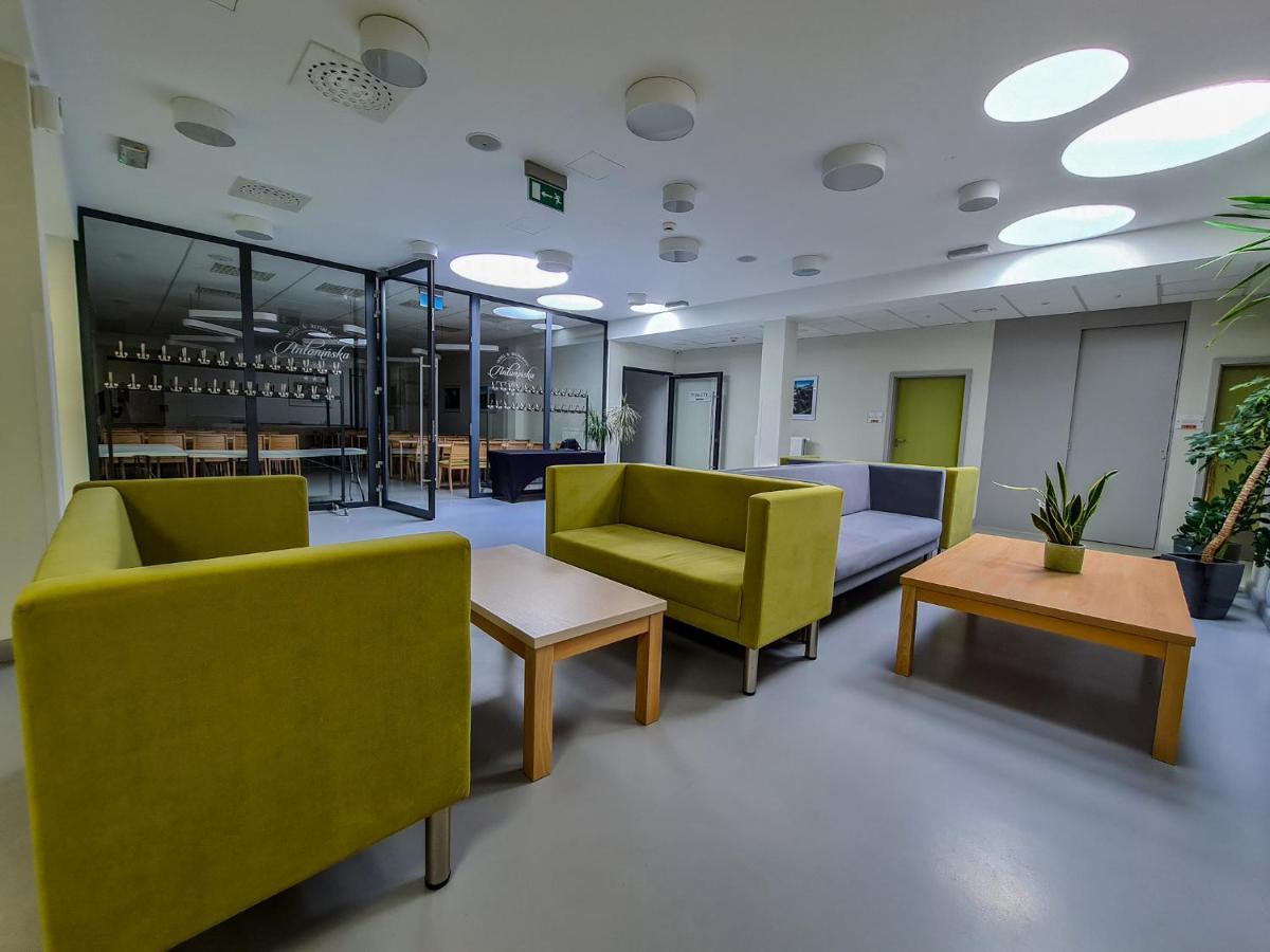 Antoninska Hotel & Apartamenty レシュノ エクステリア 写真